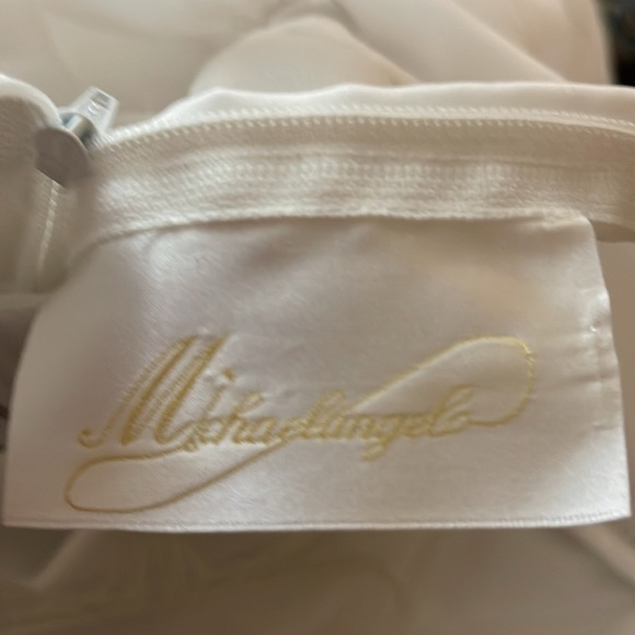 Michelangelo Flower Girl. Formal Dress....3 - Picture 9 of 9